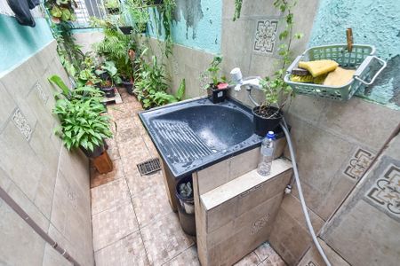 Casa à venda com 103m², 2 quartos e sem vagaÁrea e serviço