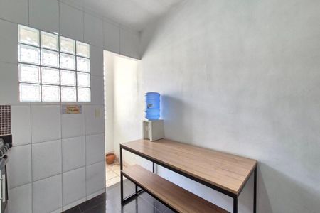 Apartamento para alugar com 63m², 2 quartos e 1 vagaCozinha 