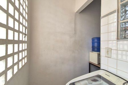 Apartamento para alugar com 63m², 2 quartos e 1 vagaÁrea de Serviço