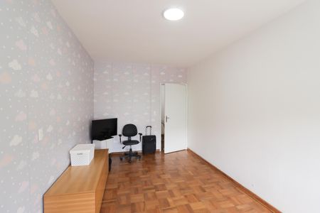 Casa à venda com 350m², 4 quartos e 5 vagasQuarto 4