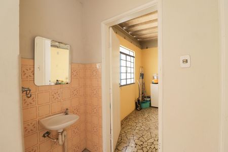 Casa à venda com 350m², 4 quartos e 5 vagasÁrea de Serviço e Banheiro de Serviço