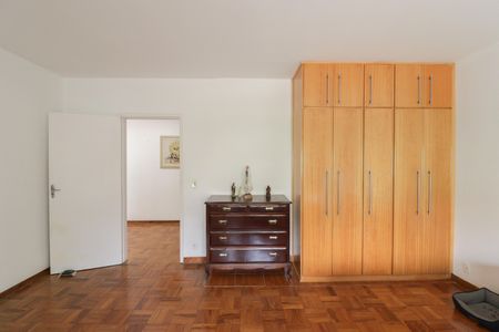 Casa à venda com 350m², 4 quartos e 5 vagasQuarto 3