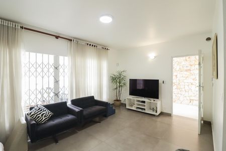 Sala de casa à venda com 4 quartos, 350m² em Parque Sao Domingos, São Paulo