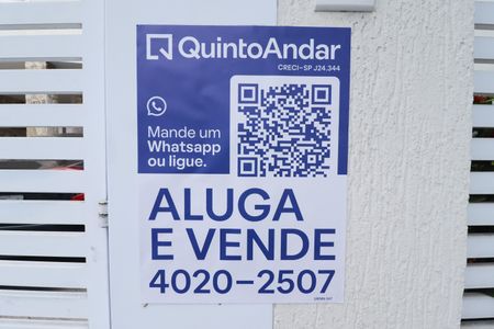 Casa à venda com 350m², 4 quartos e 5 vagasFachada