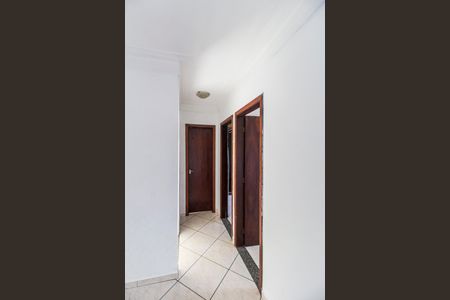 Corredor de apartamento para alugar com 1 quarto, 52m² em Jardim Paulista, Carapicuíba