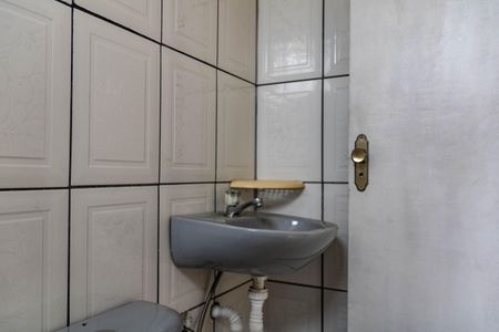 Apartamento para alugar com 45m², 2 quartos e sem vagaBanheiro