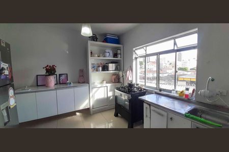 Casa à venda com 272m², 3 quartos e 4 vagas