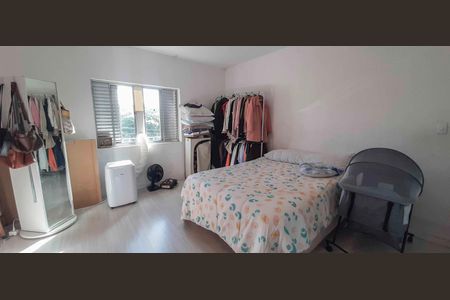 Casa à venda com 272m², 3 quartos e 4 vagas