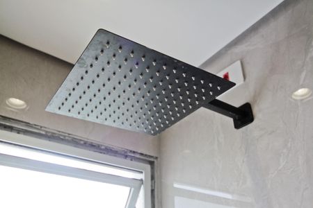 Apartamento à venda com 79m², 2 quartos e 1 vaga Apartamento à venda com 79m², 2 quartos e 1 vagaBanheiro