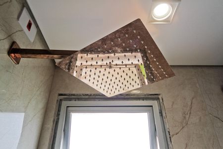 Apartamento à venda com 79m², 2 quartos e 1 vaga Apartamento à venda com 79m², 2 quartos e 1 vagaBanheiro da suíte