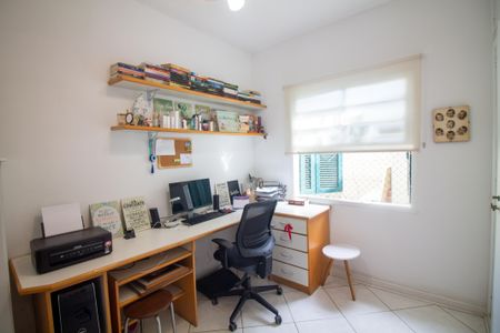 Casa à venda com 180m², 4 quartos e 3 vagasQuarto 3