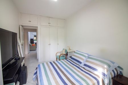 Casa à venda com 180m², 4 quartos e 3 vagasQuarto 4 - Suíte