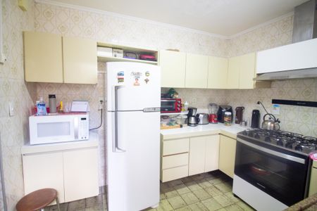 Casa à venda com 180m², 4 quartos e 3 vagasCozinha