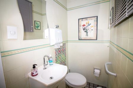 Casa à venda com 180m², 4 quartos e 3 vagasLavabo