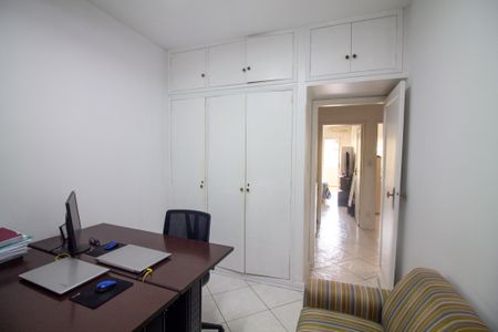 Casa à venda com 180m², 4 quartos e 3 vagasQuarto 1