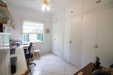 Casa à venda com 180m², 4 quartos e 3 vagasQuarto 3