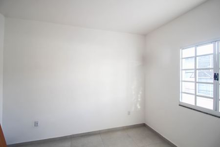 Apartamento para alugar com 2 quartos, 77m² em Chatuba, Mesquita