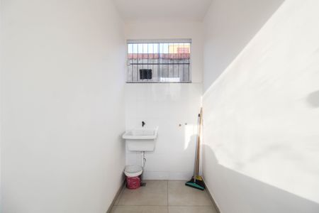 Apartamento para alugar com 77m², 2 quartos e sem vaga Apartamento para alugar com 77m², 2 quartos e sem vagaÁrea de Serviço