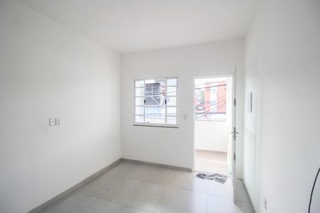 Apartamento para alugar com 77m², 2 quartos e sem vaga Apartamento para alugar com 77m², 2 quartos e sem vagaSala
