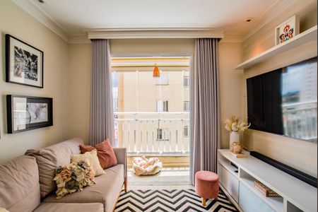 Sala de apartamento à venda com 2 quartos, 56m² em Vila América, Santo André