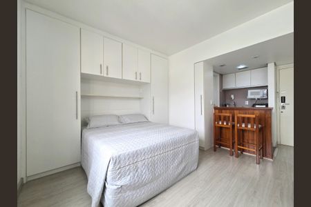 Studio para alugar com 24m², 1 quarto e 1 vaga Studio para alugar com 24m², 1 quarto e 1 vagaStudio