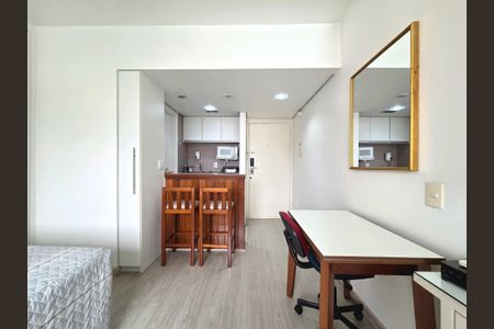 Studio para alugar com 24m², 1 quarto e 1 vaga Studio para alugar com 24m², 1 quarto e 1 vagaStudio
