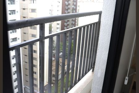 Varanda de kitnet/studio para alugar com 1 quarto, 30m² em Bela Vista, São Paulo