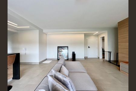 Apartamento à venda com 140m², 3 quartos e 2 vagas Apartamento à venda com 140m², 3 quartos e 2 vagasSala