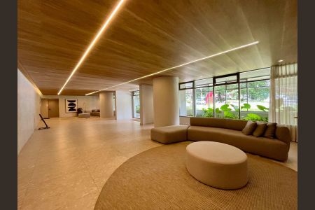 Apartamento à venda com 140m², 3 quartos e 2 vagas Apartamento à venda com 140m², 3 quartos e 2 vagasÁrea comum- Hall de entrada