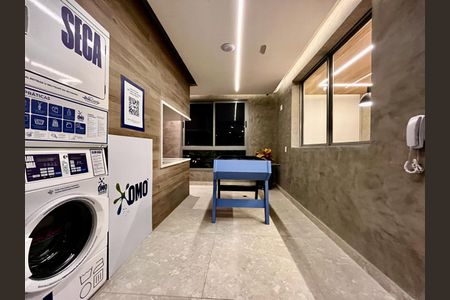 Apartamento à venda com 140m², 3 quartos e 2 vagas Apartamento à venda com 140m², 3 quartos e 2 vagasÁrea comum - Lavanderia