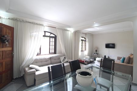 Sala de casa à venda com 3 quartos, 327m² em Jardim Itapura, São Paulo