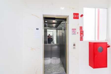 Apartamento para alugar com 35m², 1 quarto e sem vagaElevador