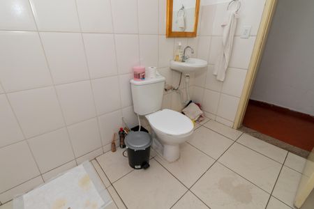Casa à venda com 302m², 7 quartos e sem vagaBanheiro - Apartamento 1