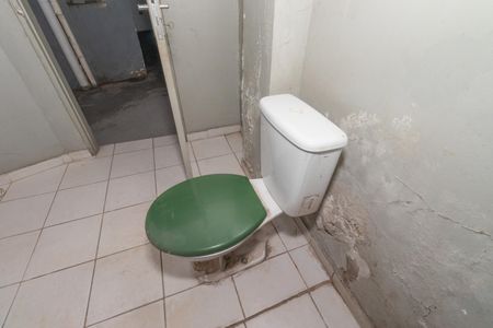 Casa à venda com 302m², 7 quartos e sem vagaGalpão - Banheiro 2