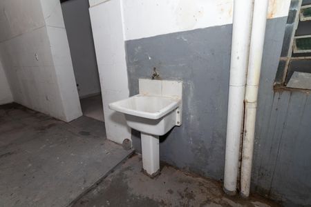 Casa à venda com 302m², 7 quartos e sem vagaGalpão - Área de Serviço