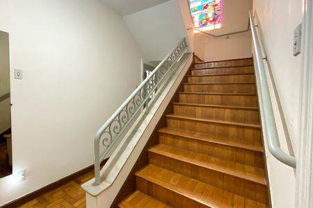 Casa à venda com 600m², 6 quartos e 2 vagasHall da Escada