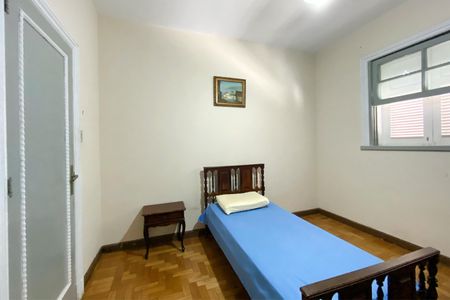 Casa à venda com 600m², 6 quartos e 2 vagasQuarto 4