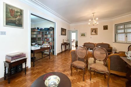 Sala de casa à venda com 6 quartos, 600m² em Lourdes, Belo Horizonte