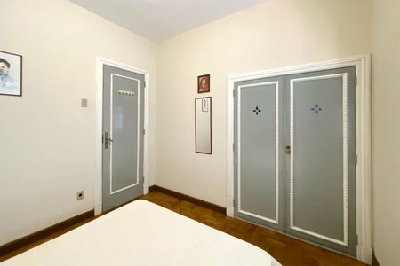 Casa à venda com 600m², 6 quartos e 2 vagasQuarto 2