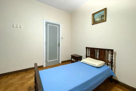 Casa à venda com 600m², 6 quartos e 2 vagasQuarto 4