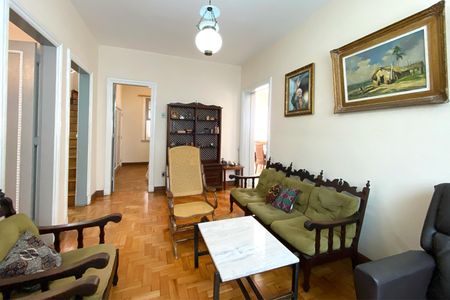 Casa à venda com 600m², 6 quartos e 2 vagasSala de Estar