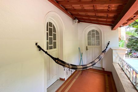 Casa à venda com 600m², 6 quartos e 2 vagasVaranda dos quartos