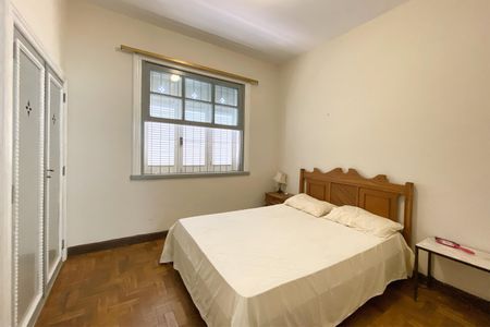 Casa à venda com 600m², 6 quartos e 2 vagasQuarto 2