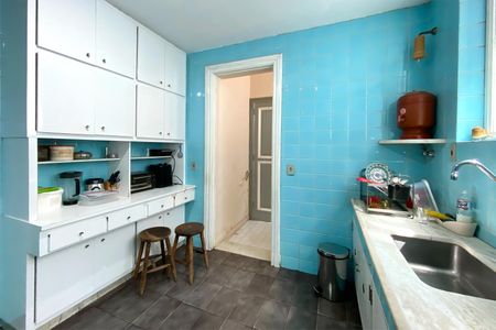 Casa à venda com 600m², 6 quartos e 2 vagasCozinha