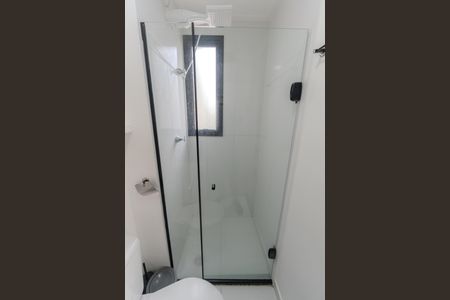 Banheiro de kitnet/studio para alugar com 1 quarto, 31m² em Bela Vista, São Paulo