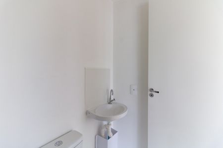 Apartamento para alugar com 40m², 2 quartos e sem vagaBanheiro 