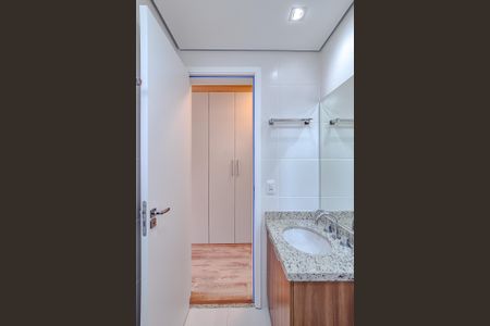 Apartamento para alugar com 65m², 2 quartos e 1 vagaBanheiro da Suíte