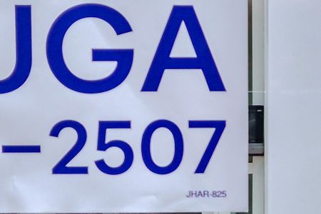 Apartamento para alugar com 65m², 2 quartos e 1 vagaJHAR-825