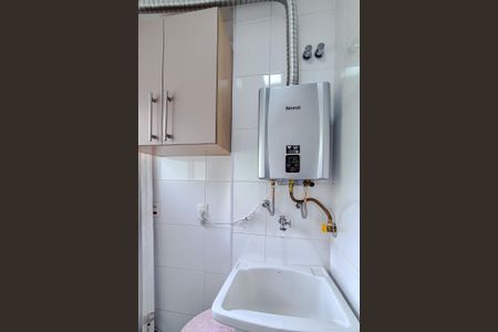 Apartamento para alugar com 65m², 2 quartos e 1 vagaÁrea de Serviço