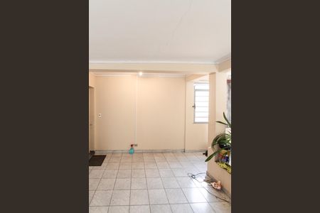 Casa à venda com 260m², 5 quartos e 2 vagas Casa à venda com 260m², 5 quartos e 2 vagasSalão